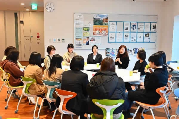 東京交通短期大学blog 交通 観光業界 女子高校生向け座談会 開催